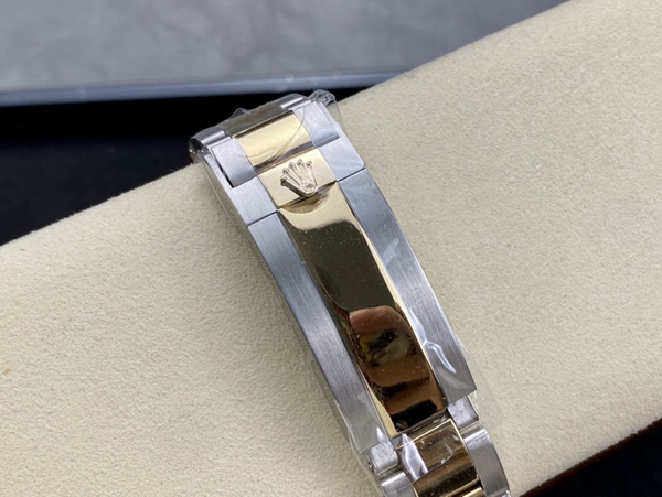 激安ロレックス着用イメージ